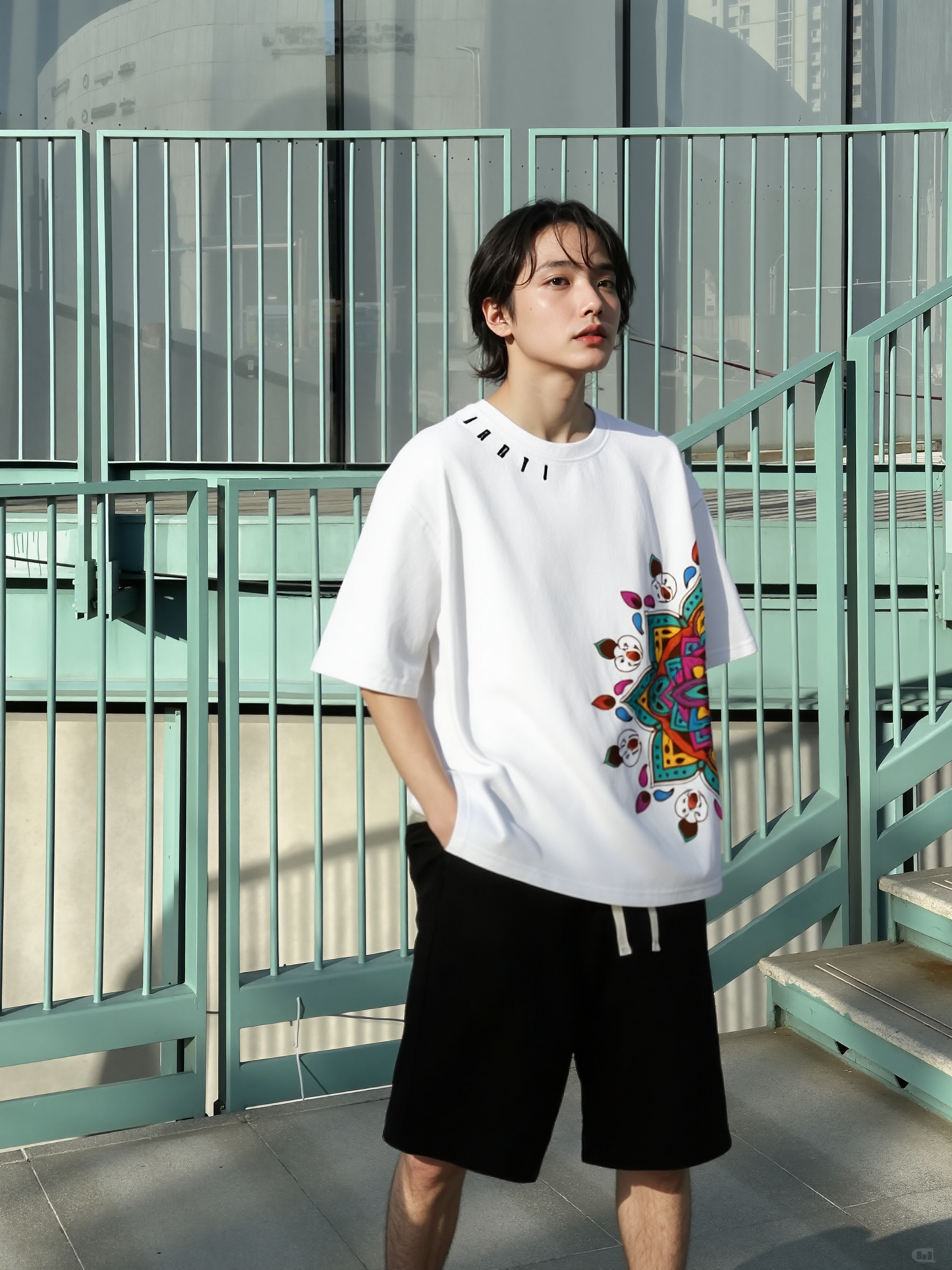 Lacti Peace 2.0 Oversized Tee