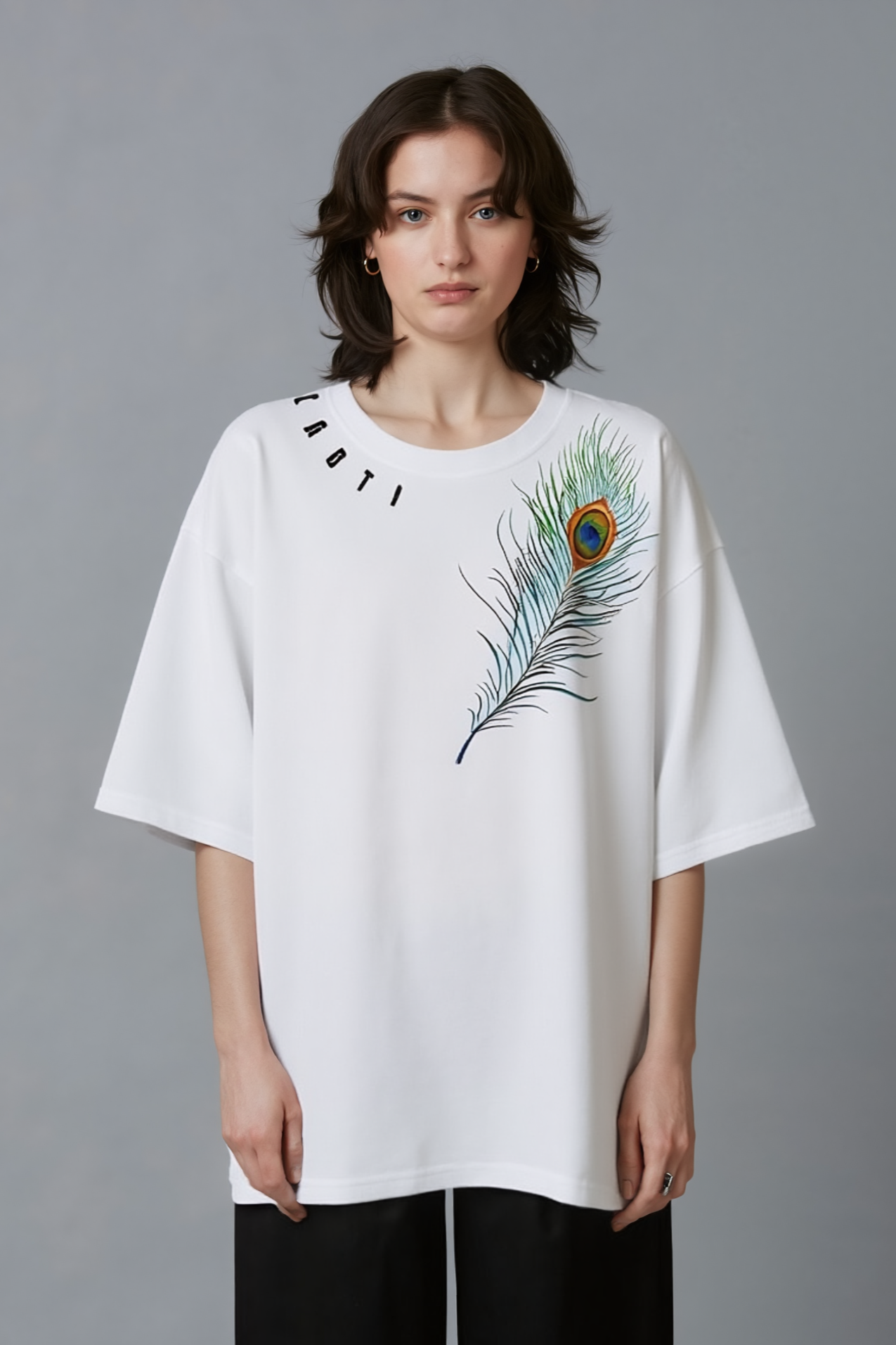 Lacti Soft Oversized Tee