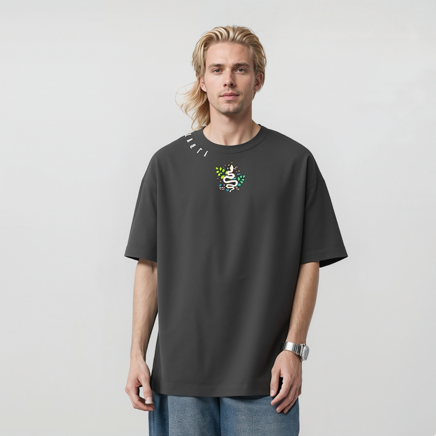 Lacti snake Oversized Tee
