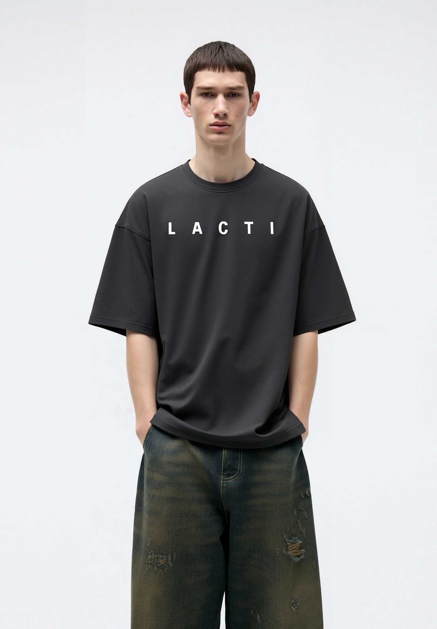 Lacti Happy Oversize Tee